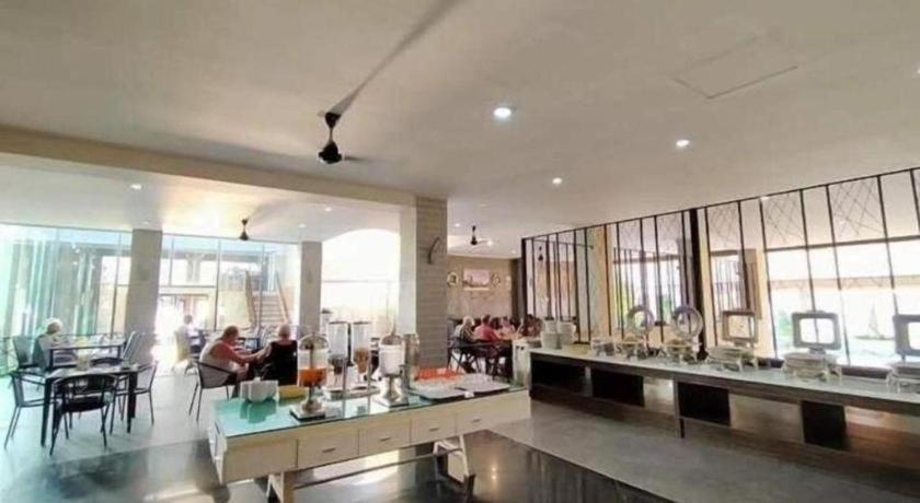 Blue Wave Resort Hua Hin