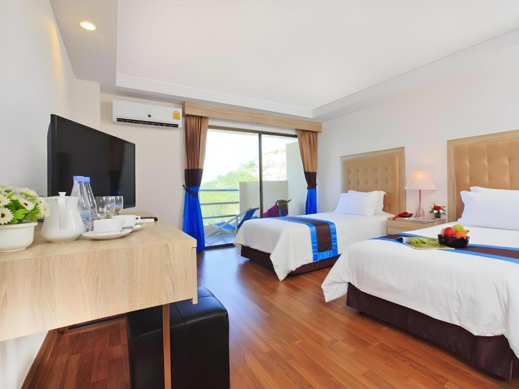 Blue Wave Resort Hua Hin